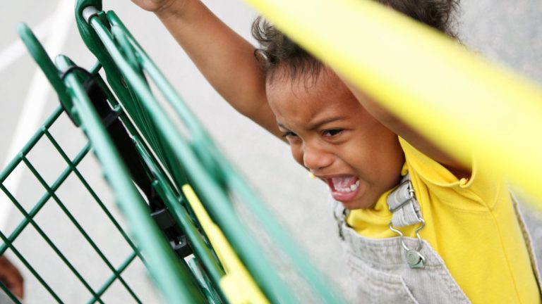 How to handle temper tantrums in public