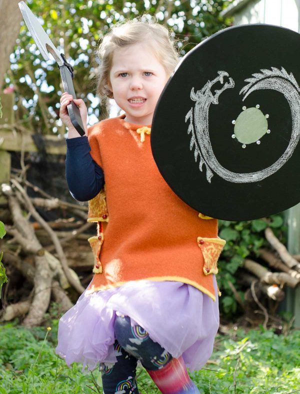 Viking shield and axe - DIY chalkboard - Kiwi Families