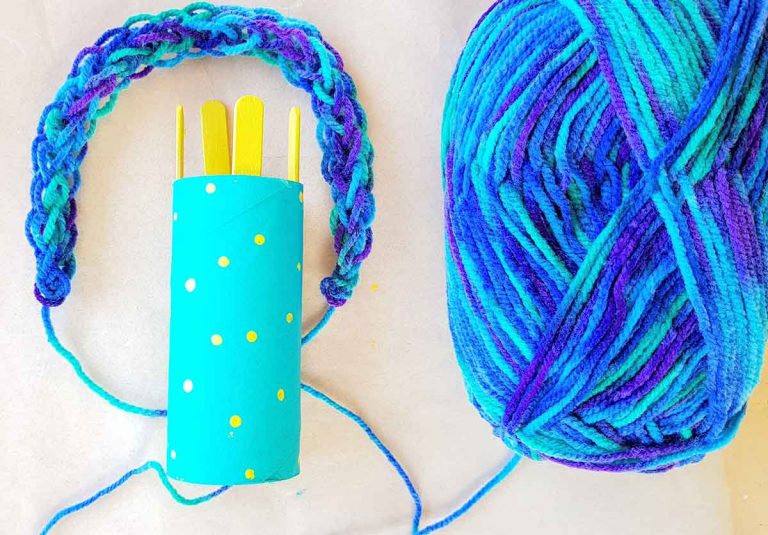 How to make a toilet roll French knitting loom Kiwi Families